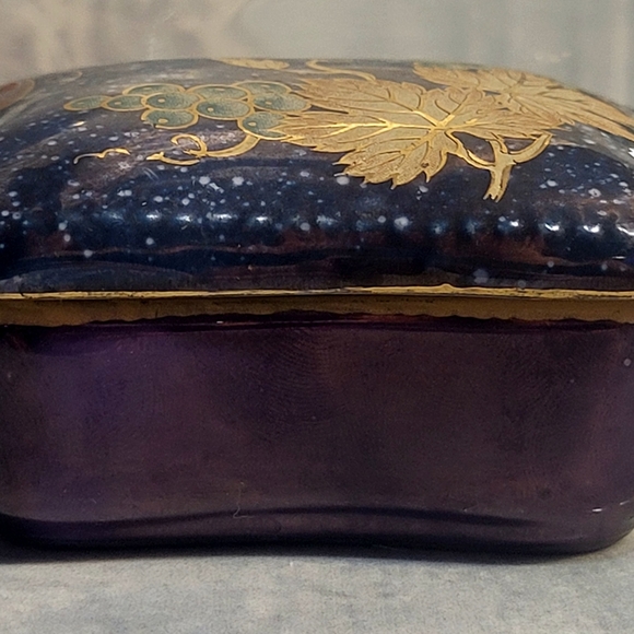 Small Blue Trinket Box with Lid - Picture 6 of 13